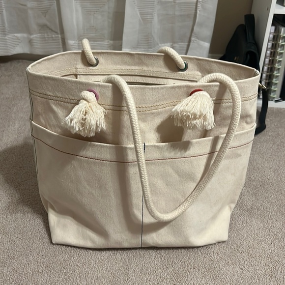 Madewell Handbags - Madewell structured tote bag
